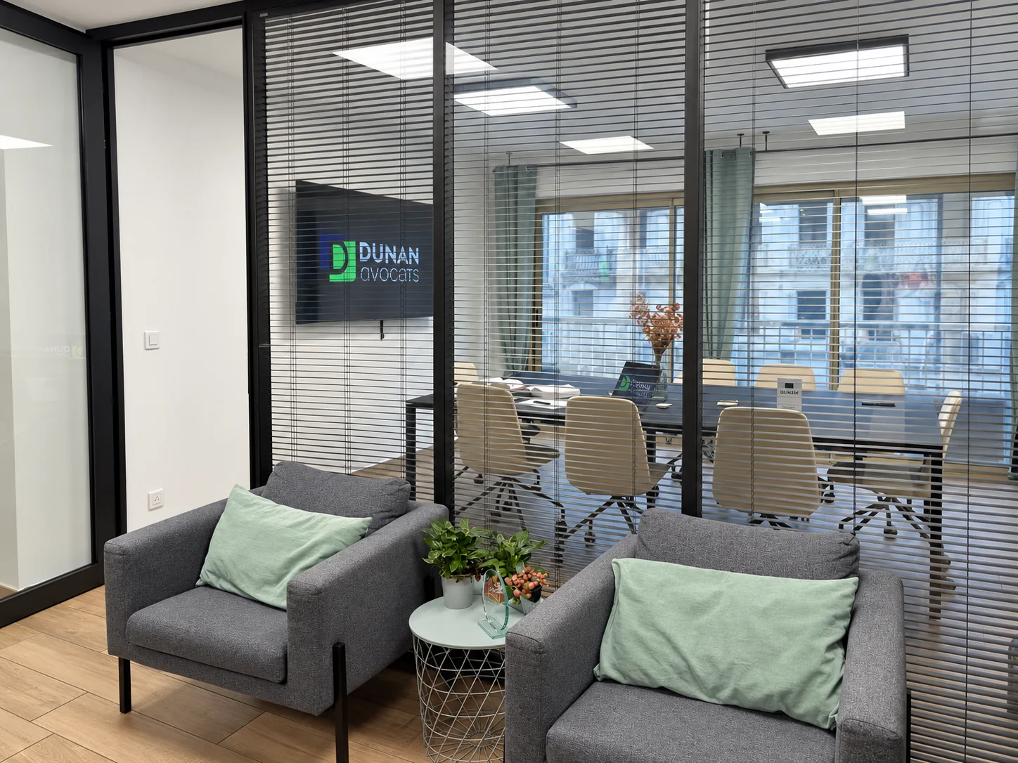 Espace d'accueil du cabinet DUNAN AVOCATS à Toulon
